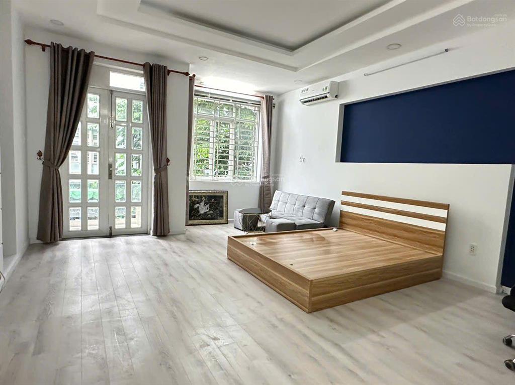 Bán nhà 3 lầu mặt tiền đường 12m ngay hiệp bình, gần khu đô thị vạn phúc