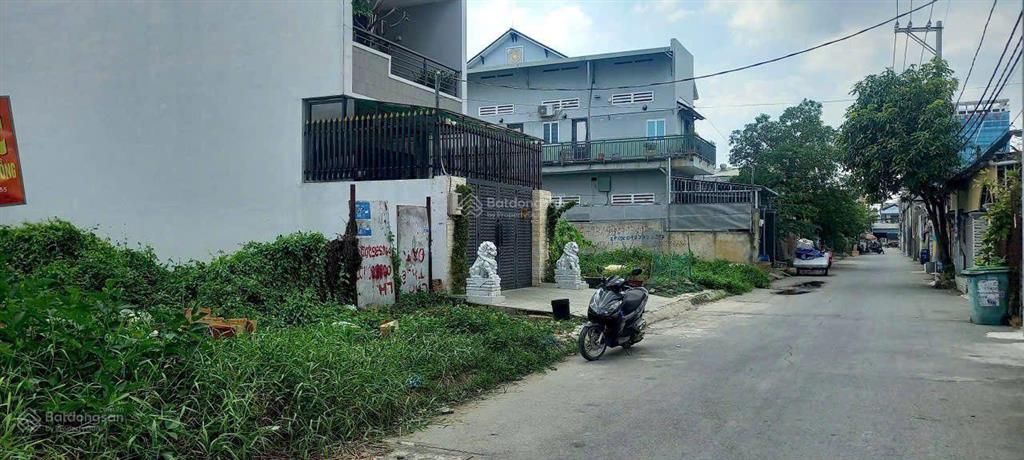 Bán đất 1 xẹc quốc lộ 13, đường 7m, thích hợp ở, làm căn hộ dịch vụ, xây công ty