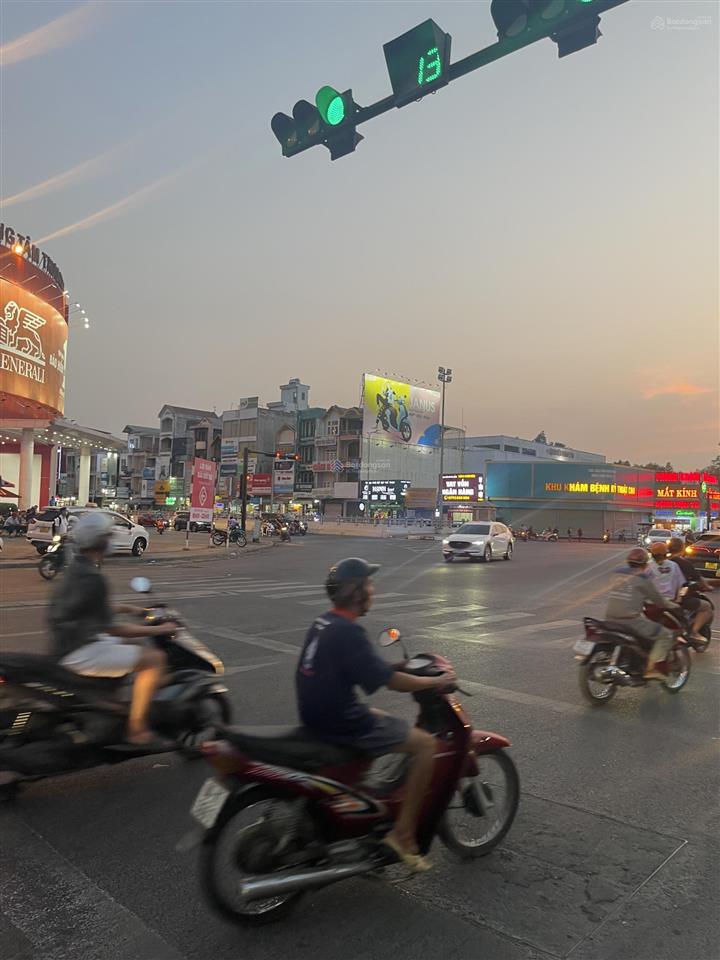Nhà mặt tiền đồng khởi  biên hòa  đồng nai