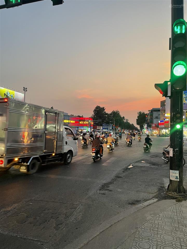 Nhà mặt tiền đồng khởi  biên hòa  đồng nai