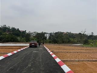 Chính chủ bán nhanh lô đất 100m thổ cư tại cẩm lĩnh ba vì. đất đẹp đường ô tô 7 chỗ