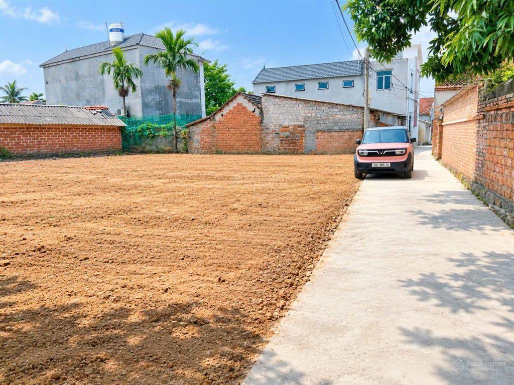 100m đất full thổ cư, tại xã ngọc kiên cổ đông sơn tây đường trước đất hơn ba mét