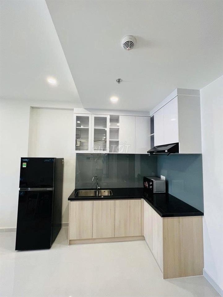 GẤP! Căn hộ Emerald Golf View 1PN 52,5m2,FULL NỘI THẤT, giá chỉ 2,1tỷ
