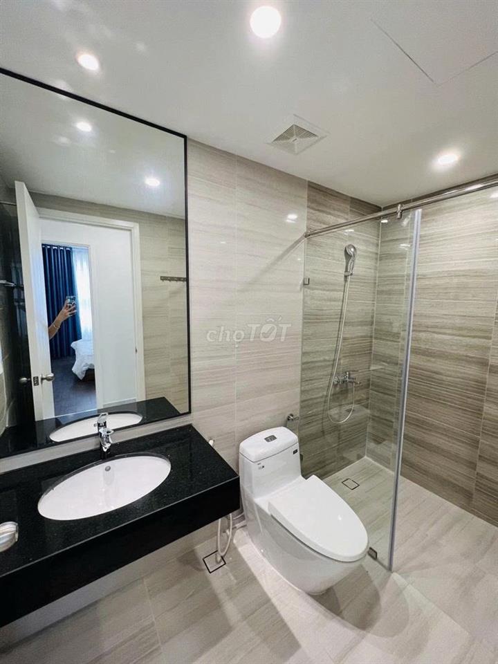 GẤP! Căn hộ Emerald Golf View 1PN 52,5m2,FULL NỘI THẤT, giá chỉ 2,1tỷ