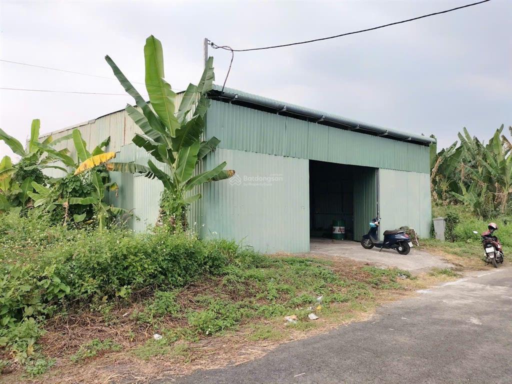 Cho thuê xưởng 250m2, 15 triệu/th đường bưng ông thoàn, quận 9