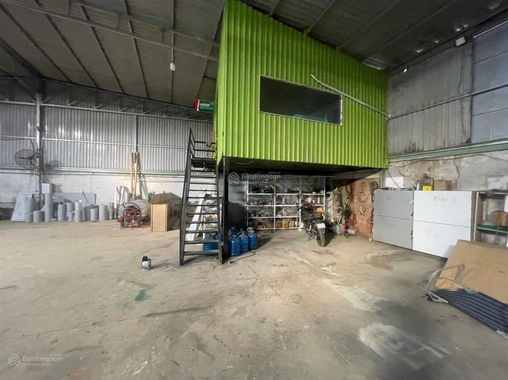 Cho thuê kho xưởng 500m2, 27 triệu /th đường nguyễn duy trinh, p. phú hữu, quận 9