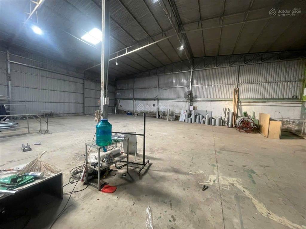 Cho thuê kho xưởng 500m2, 27 triệu /th đường nguyễn duy trinh, p. phú hữu, quận 9