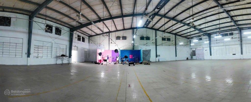 Cho thuê kho xưởng 5000m2, 165 triệu /tháng gần khu công nghệ cao, thủ đức