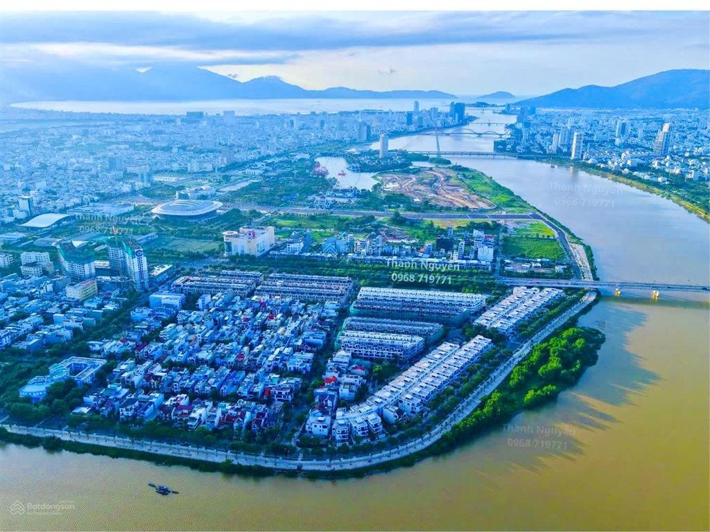 Bán nhà biệt thự mặt sông hàn, ngay trung tâm tp đà nẵng. khu vực sầm uất, ưu đãi cho kh thiện chí