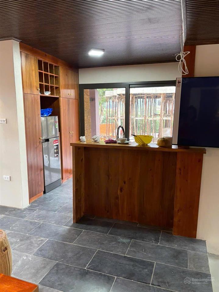 Chính chủ gửi bán biệt thự đẹp tại thang mây  bản xôi ,view hồ, 287m2 sổ đỏ full thổ cư,hoàn thiện