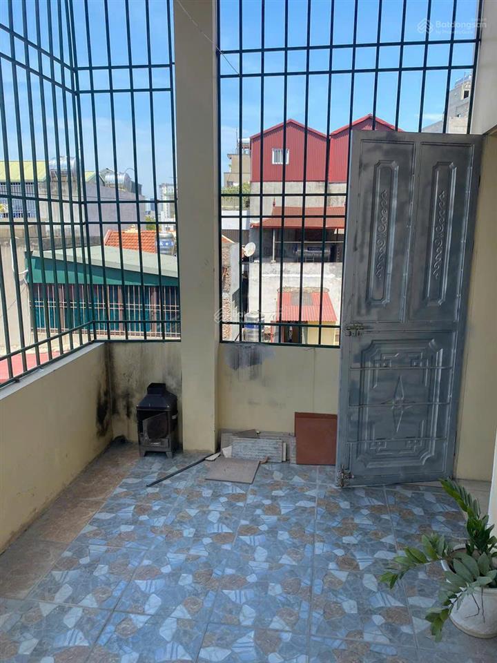 Chính chủ bán căn nhà riêng tân triều, triều khúc, dt 38,7m², 4,5 tầng, 4 phòng ngủ, mặt tiền 4,6m