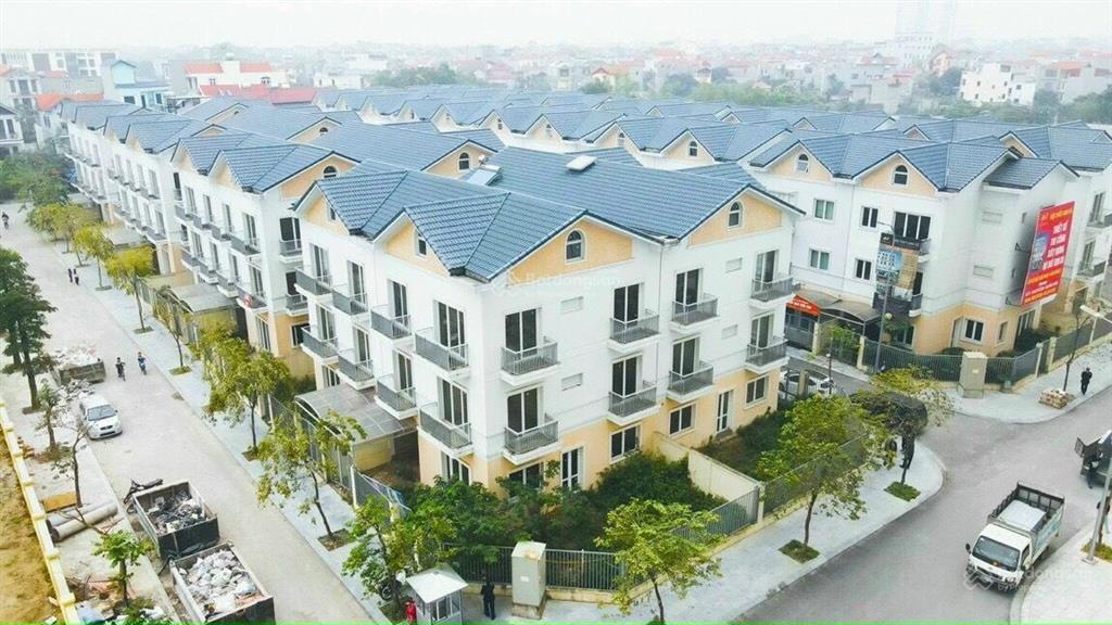 Chính chủ cần bán biệt thự song lập 135m, dãy vỉa hè 5m, kinh doanh đỉnh