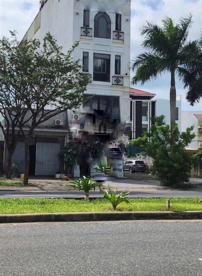 Bán nhà đẹp nội thất gỗ cao cấp 4 tầng, mặt tiền đường ngô quyền sơn trà đà nẵng