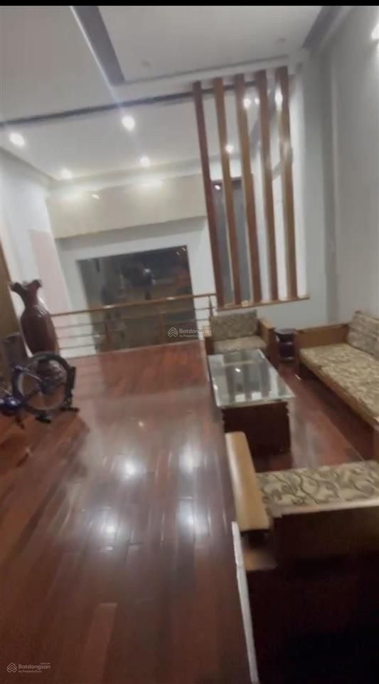 Bán nhà đẹp nội thất gỗ cao cấp 4 tầng, mặt tiền đường ngô quyền sơn trà đà nẵng