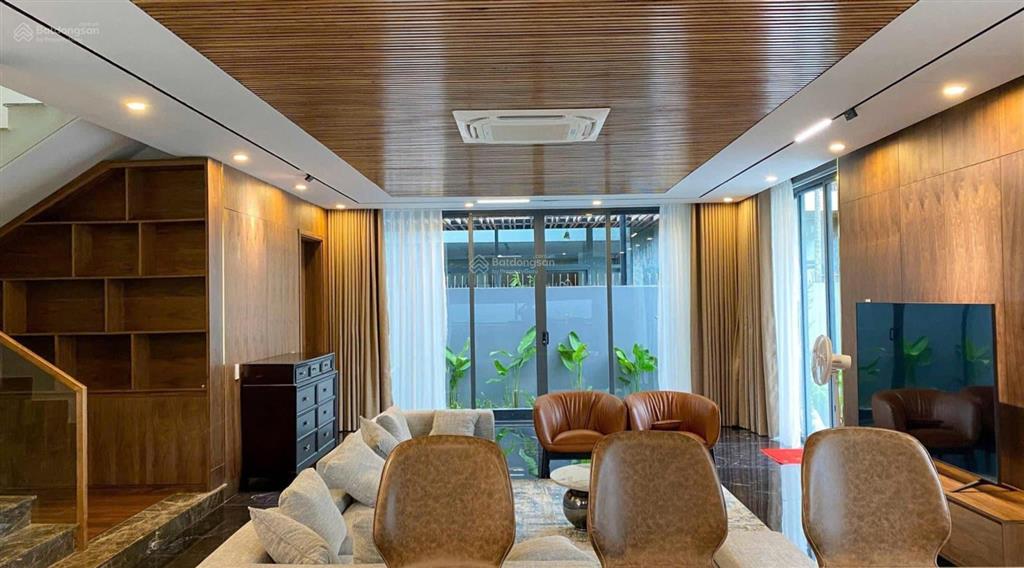 Sở hữu biệt thự 3 tầng ngay nam việt á ngang 15m hiếm vừa ở vừa sinh lời  dòng tiền 55 triệu/tháng