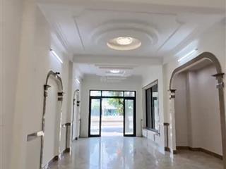 Khách hạ giá 500tr cần bán nhà 2 tầng mặt tiền ngô quyền sơn trà đà nẵng gần biển gần chợ chiều