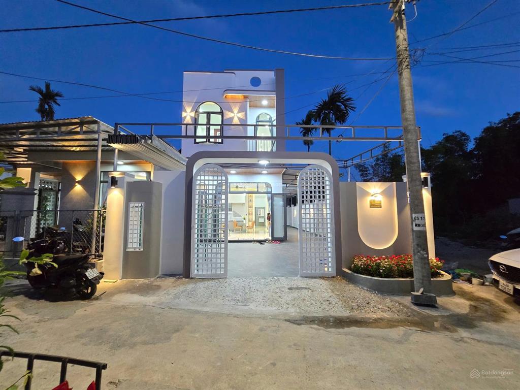 Bán nhà 2 tầng dt 150m2 ngang 8m giáng đông hoà xuân đà nẵng