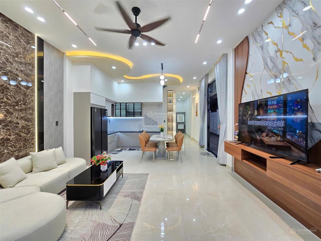 Bán nhà 2 tầng dt 150m2 ngang 8m giáng đông hoà xuân đà nẵng