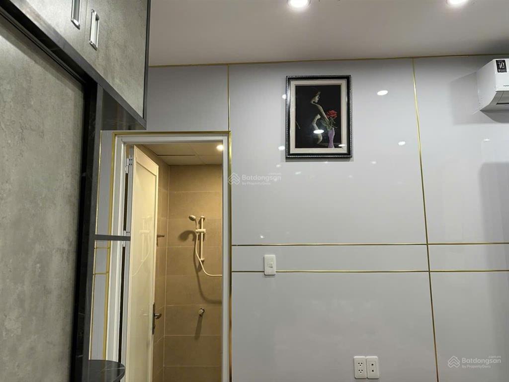 Cho thuê gấp saigon intela 55m2 full nội thất giá rẻ nhà mới vào ở ngay