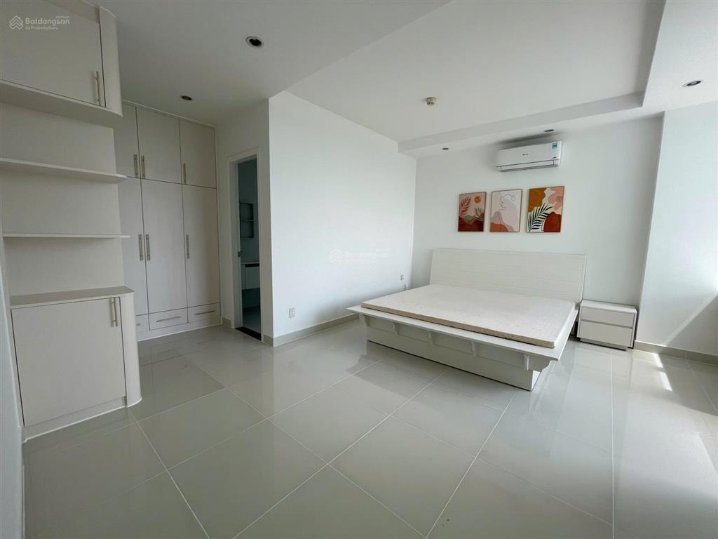 Bán căn hộ terra rosa 127m2  3pn, tầng 22, view bình chánh  xem nhà ngay!