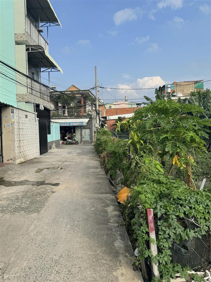Bán lô đất đường số 9, phường linh xuân, tphcm  ngay ngã tư phạm văn đồng