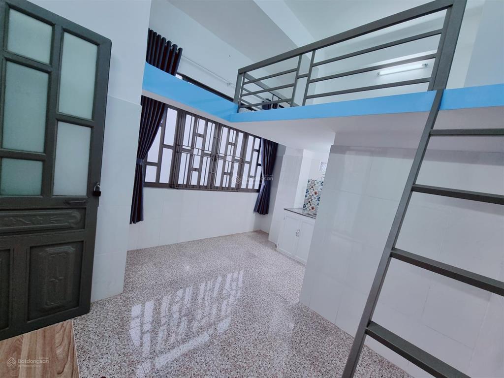 Phòng mới ngay hoàng diệu 2, 20m có gác đẹp, vị trí rất thuận tiện, có thang máy