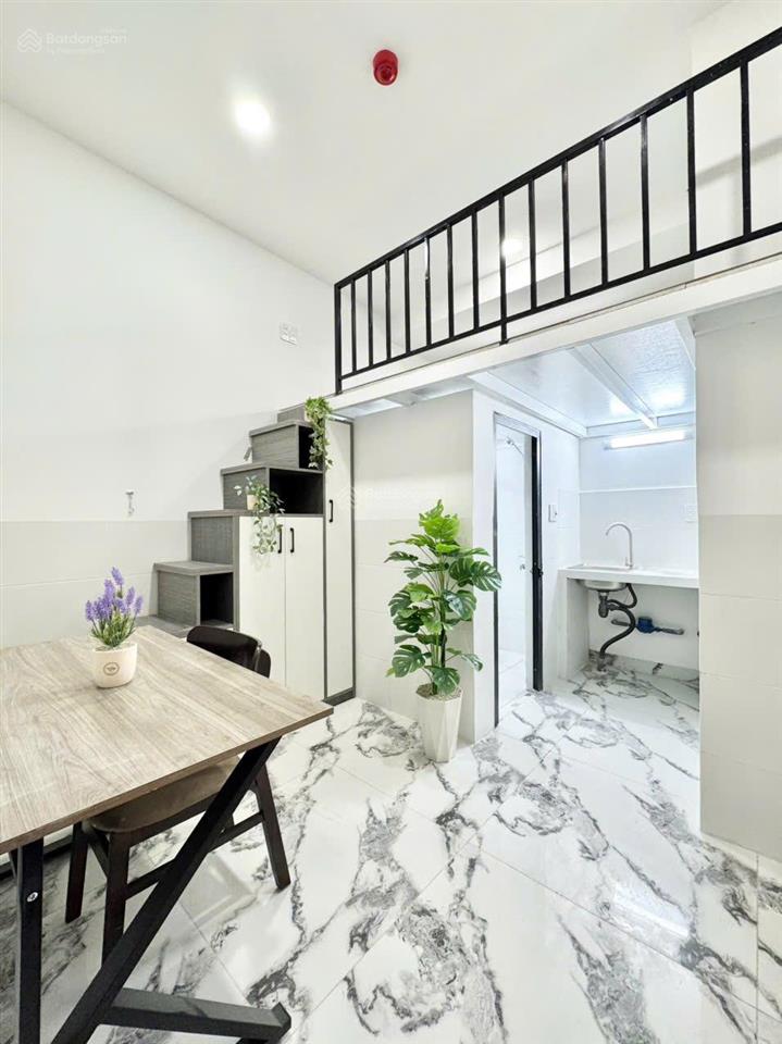 Phòng mới xây xong ngay khu cnc, đỗ xuân hợp, đối diện global city, thoáng mát, an ninh