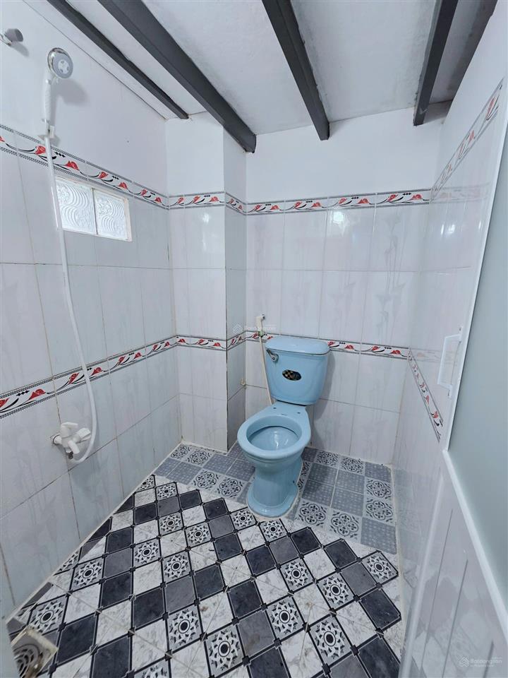 Có gác 22m2 phòng mới đẹp ngay ngã 4 thủ đức, đường hoàng diệu 2
