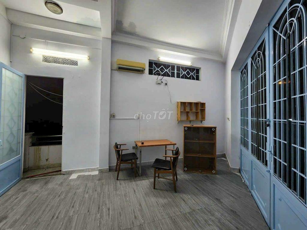 Phòng trọ sinh viên KCX Tân Thuận Q7