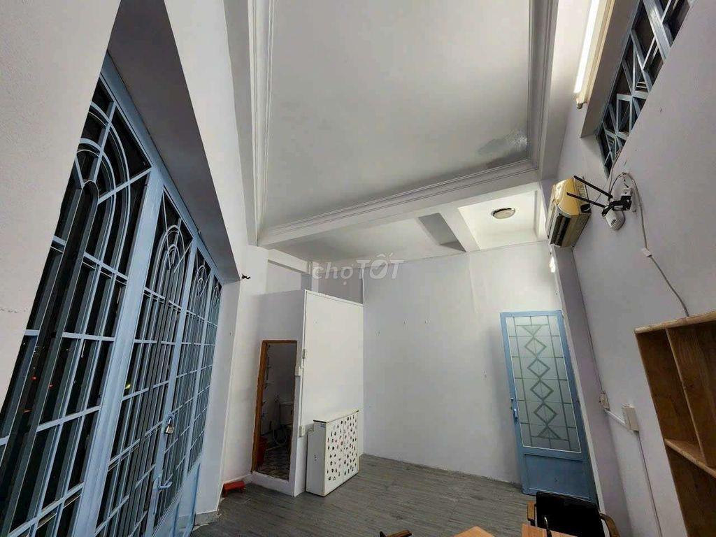 Phòng trọ sinh viên KCX Tân Thuận Q7