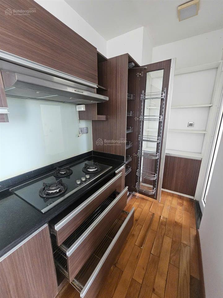 Cho thuê căn hộ chung cư phú mỹ hoàng quốc việt 90m, 2pn, 2wc nội thất cơ bản giá 13tr/th