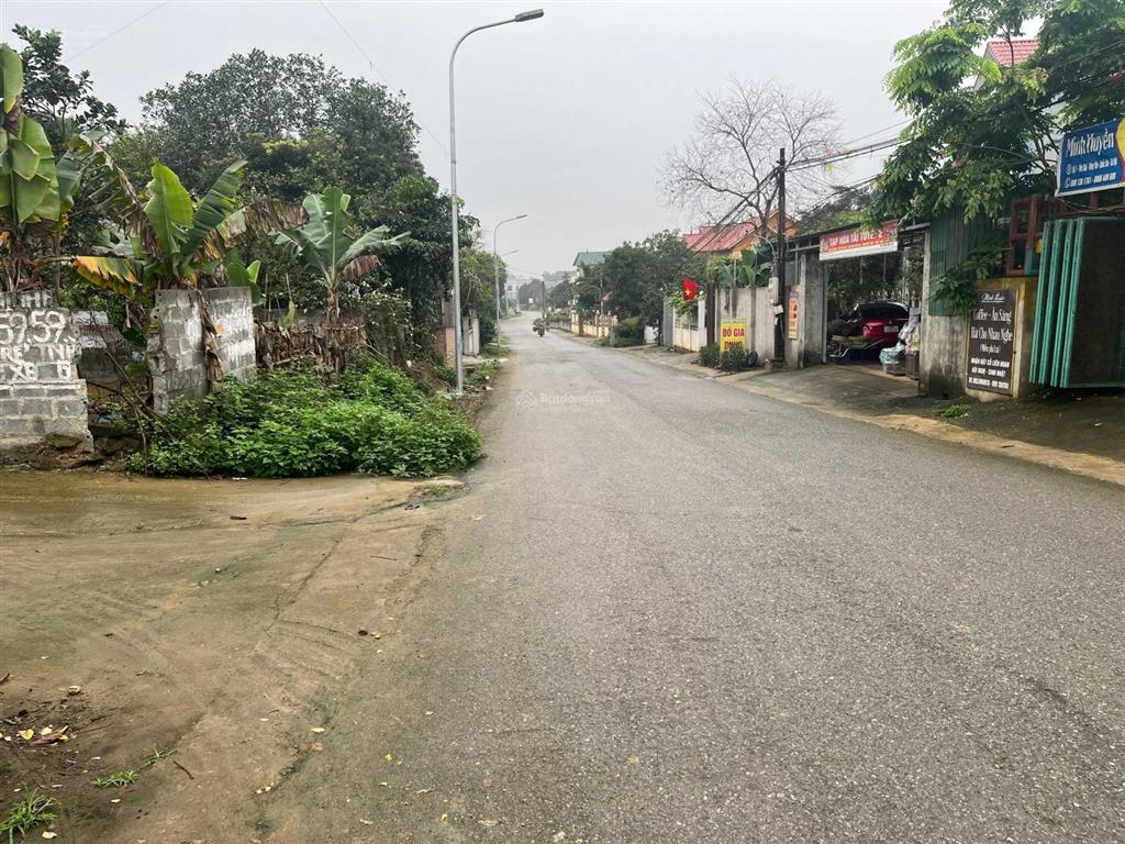 Tôi chính chủ bán 181m2 đất sổ đỏ 100% thổ cư mặt đường yên thái, xã đông yên, huyện quốc oai, hn