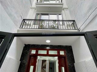 Cho thuê nhà nguyên căn phôe yên lạc, hai bà trưng 55m2x5 tâng, làm nhà ở, văn phòng giá 17 tr