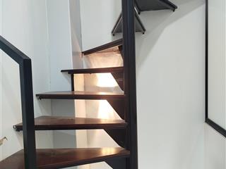 Cho thuê nhà nguyên căn còn mới 20mx3 tầng, lô góc 3 thoáng tại an dương, tây hồ, hn giá 8.5 tr