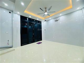 Cho thuê nhà nguyên căn 30x4 tầng văn hương, đống đa, hn, ngõ đẹp, nhà mới giá 12.5 tr/ tháng