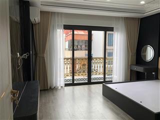 Bán cc tại 170 đê la thành, 9,8 tỷ, 100m2, đẹp, nhiều tiện ích,lô góc nhiều ánh sáng và gió.
