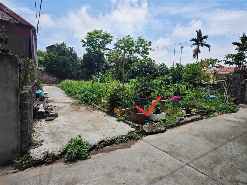 Bán đất tại xã kim thư, thanh oai, hà nội, lô góc hai thoáng, ô tô thông, gần chợ chuông, giá rẻ