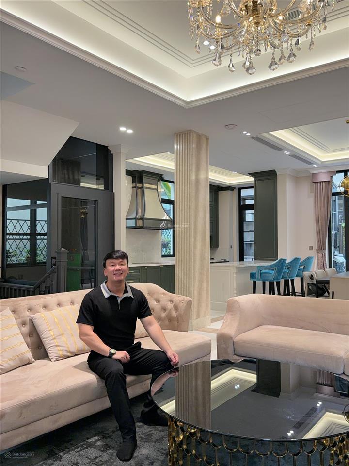 Chủ nhà cho thuê căn biệt thự song lập full nội thất nhập khẩu từ đức