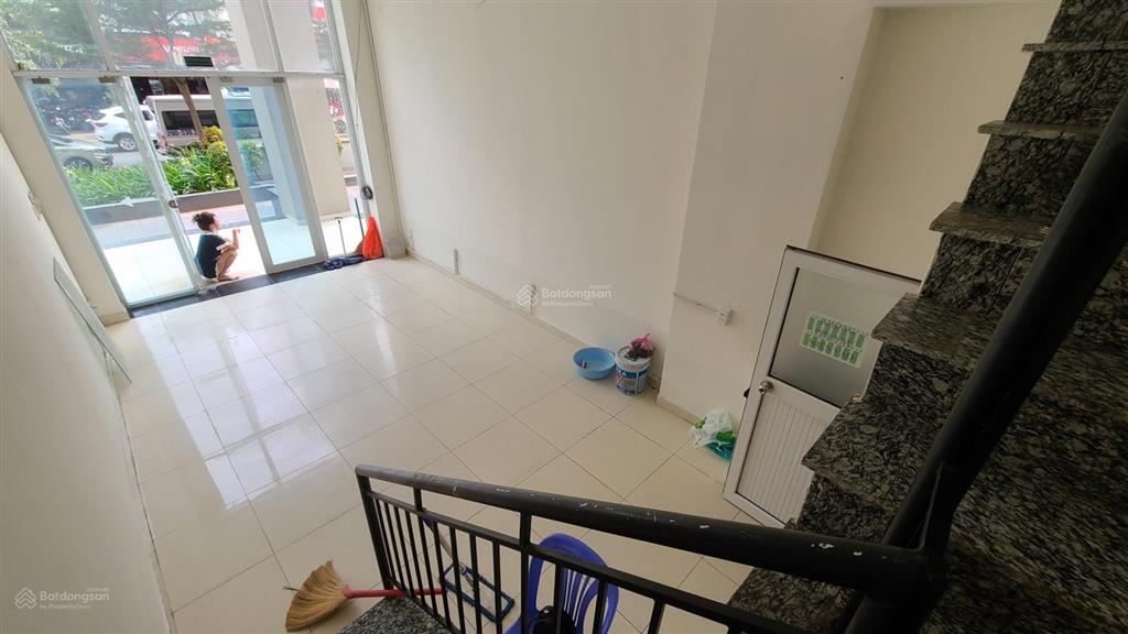 Shophouse mặt tiền chung cư dreamhome residence gò vấp 1 trệt 1 lửng giá 11 triệu