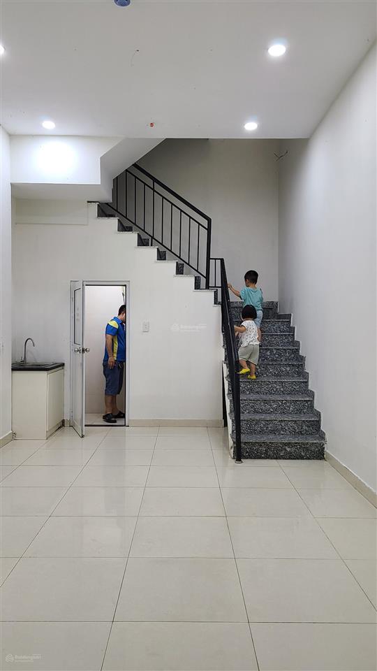 Shophouse mặt tiền chung cư dreamhome residence gò vấp 1 trệt 1 lửng giá 11 triệu