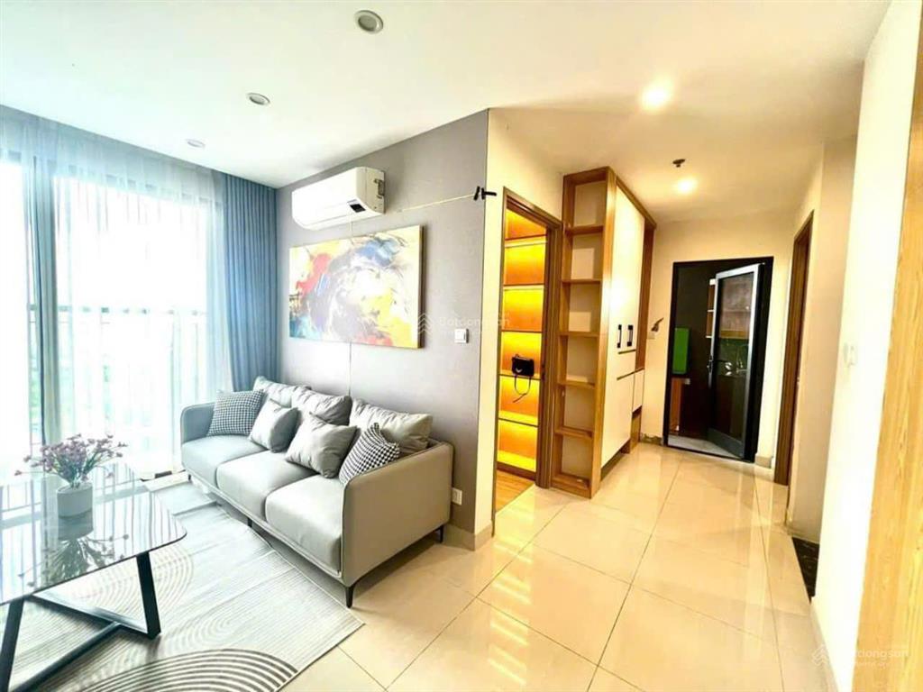 Chính chủ cần bán căn 2 phòng ngủ cộng 1 64,6 m2 tại toà the sapphire full nội thất 4.9 tỷ