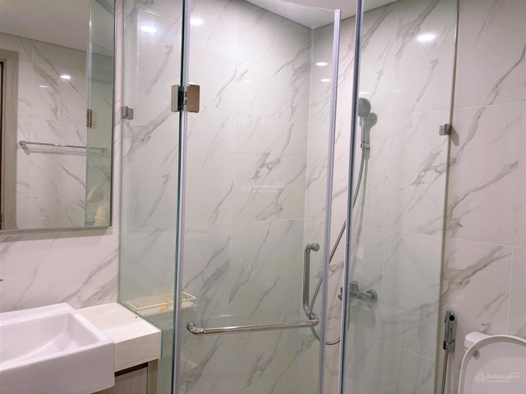 Chính chủ cần bán căn studio 32m2 tại toà cao cấp imperia smart city full nội thất, 2,8 tỷ