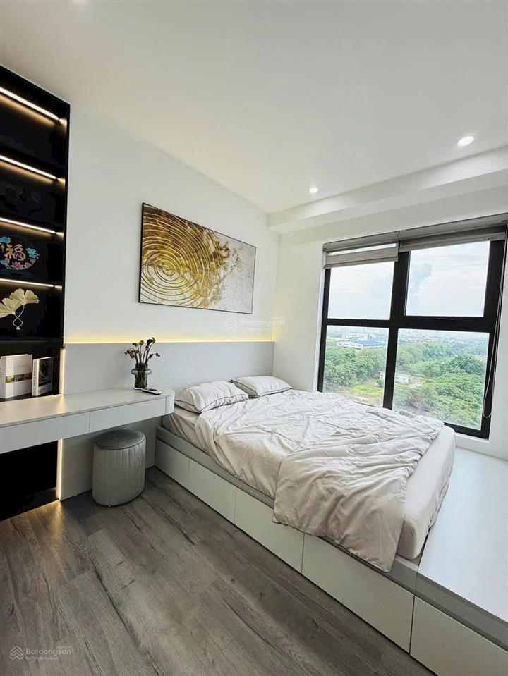 Hiếm! chỉ 12 tỷ có ngay 1 căn 3pn2vs, 108m2 d'capitale trần duy hưng view công viên hồ điều hòa