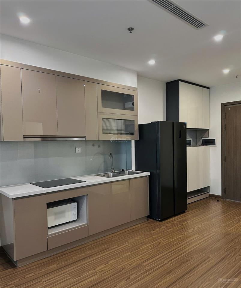 Hiếm! bán căn 3pn 2vs đẹp dt 90m2 tầng trung hướng đn cc vinhomes westpoint đỗ đức dục giá 10,6 tỷ