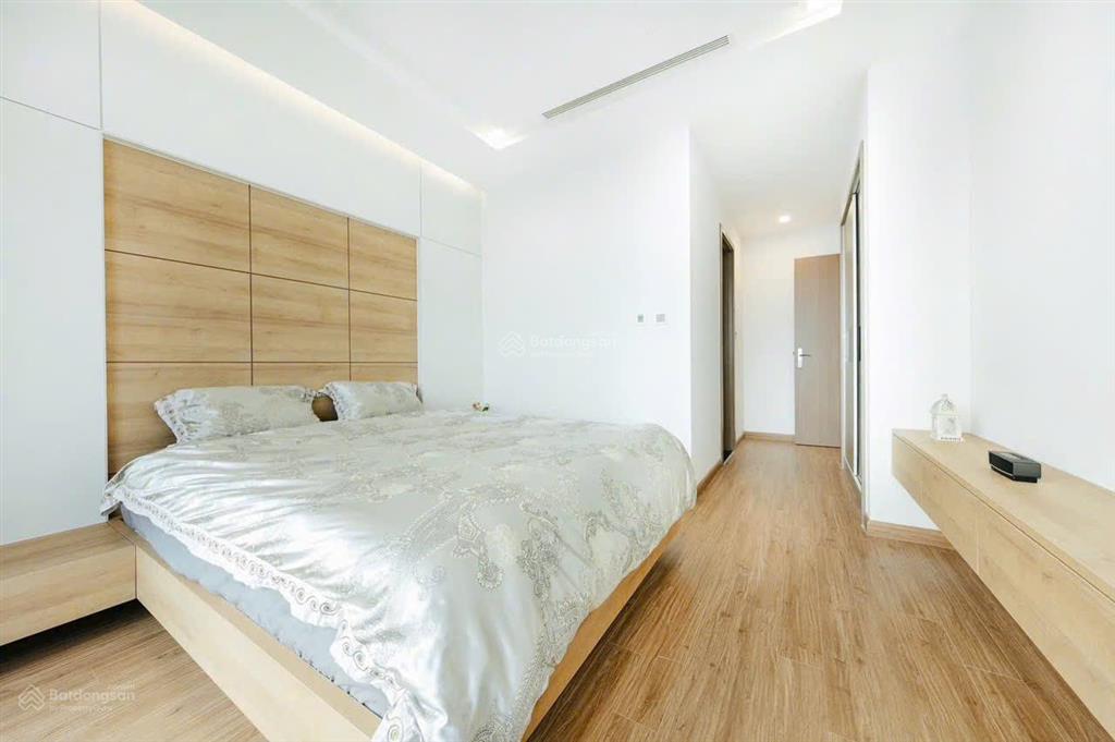 Gấp! bán căn 3pn 2vs đẹp dt 91m² tầng trung hướng đn cc vinhomes westpoint đỗ đức dục giá 10,6 tỷ