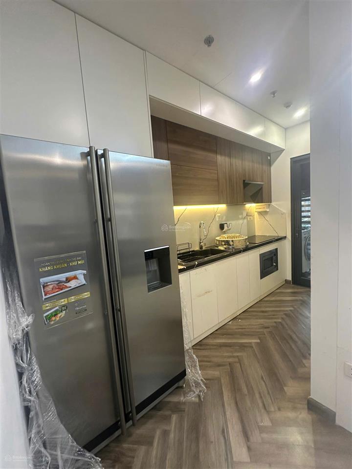 Hiếm! duy nhất đúng 1 căn 2pn2vs giá 8,3 tỷ dt 68m² dự án cao cấp vin skylake view hồ điều hòa