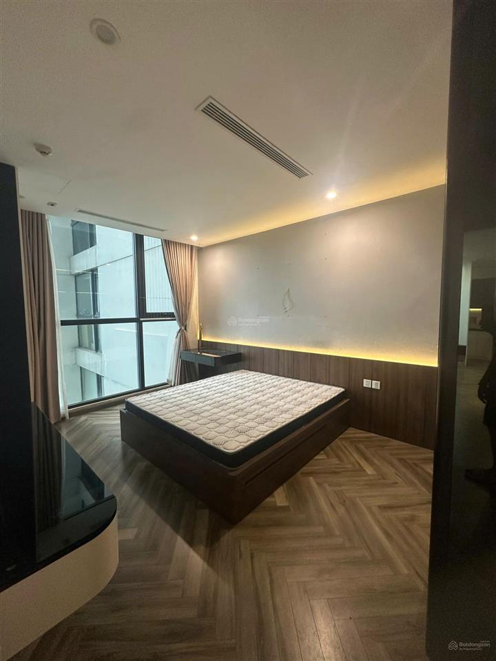 Hiếm! duy nhất đúng 1 căn 2pn2vs giá 8,3 tỷ dt 68m² dự án cao cấp vin skylake view hồ điều hòa