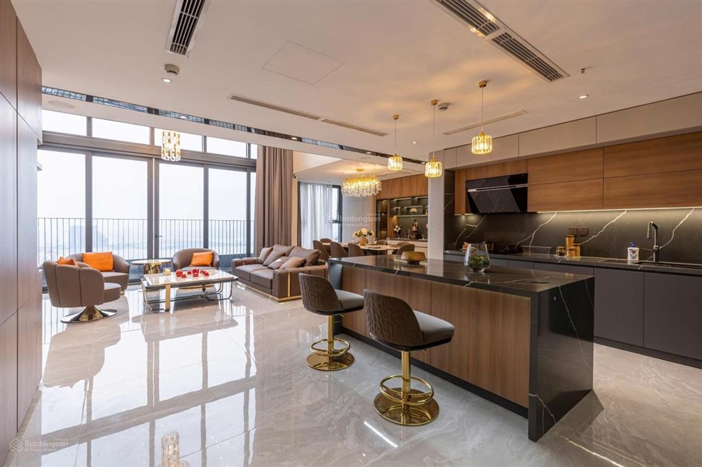 Hàng vip! bán penthouse 500m², view trọn hồ tây, phố cổ, có sân vườn bể bơi tràn viền, giá 96 tỷ