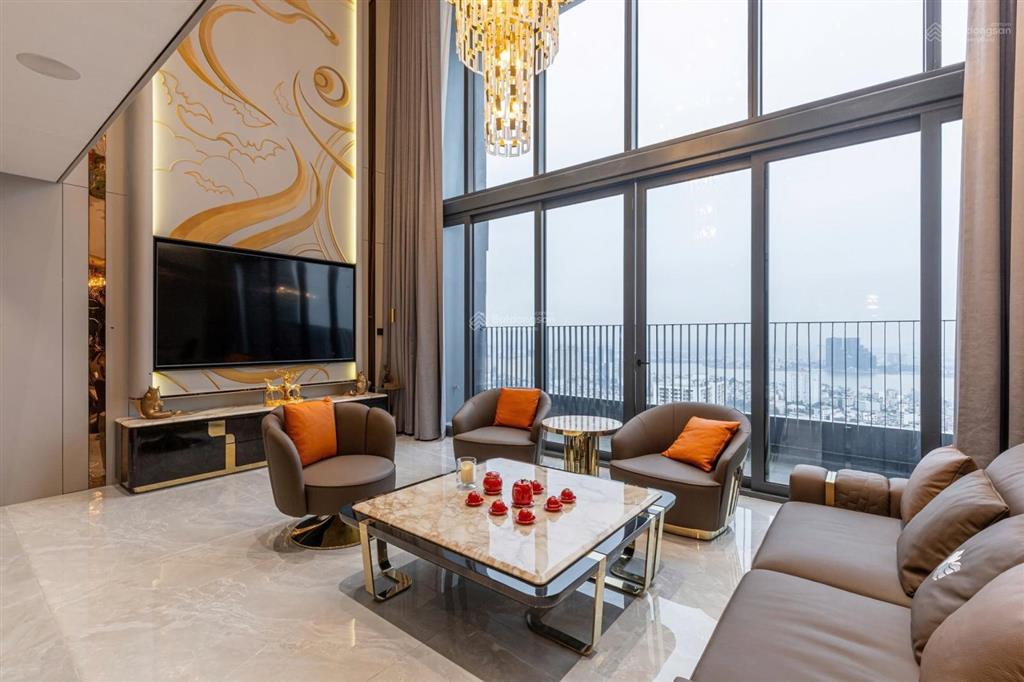 Hàng vip! bán penthouse 500m², view trọn hồ tây, phố cổ, có sân vườn bể bơi tràn viền, giá 96 tỷ