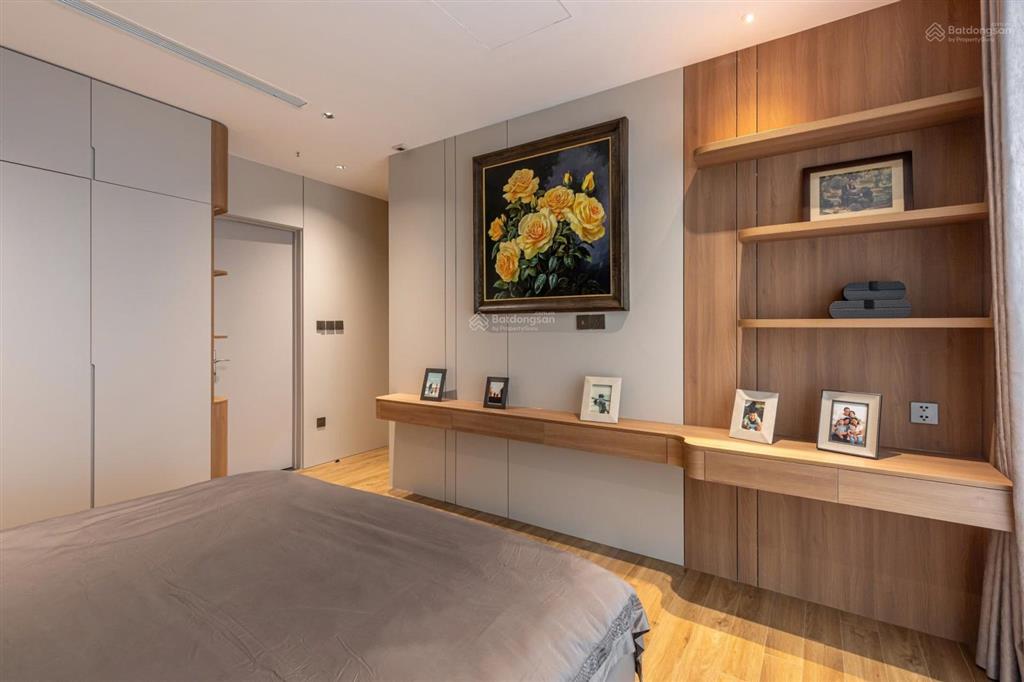 Hàng vip! bán penthouse 500m², view trọn hồ tây, phố cổ, có sân vườn bể bơi tràn viền, giá 96 tỷ